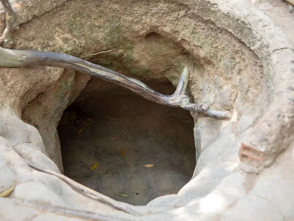 Cu_Chi_Tunnels_Entrance_9601ea4023.webp
